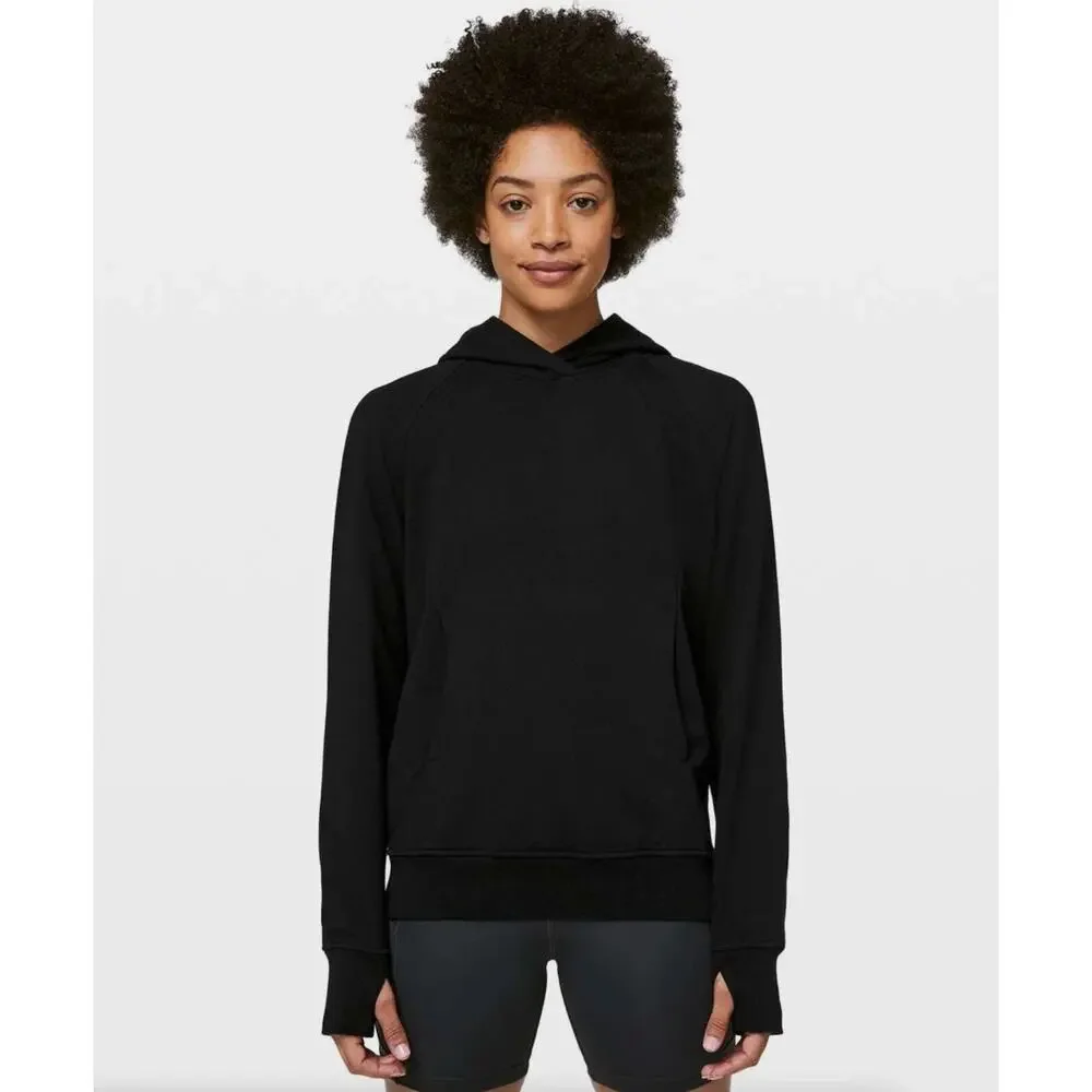 Lululemon Scuba Pullover Black Size 6‎